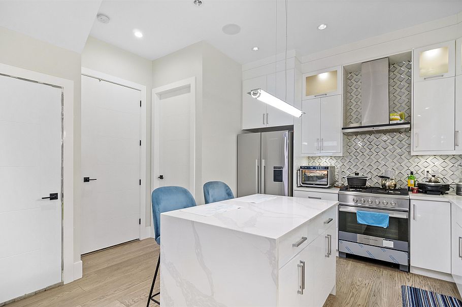 6414 Chester Street Vancouver, BC - 20