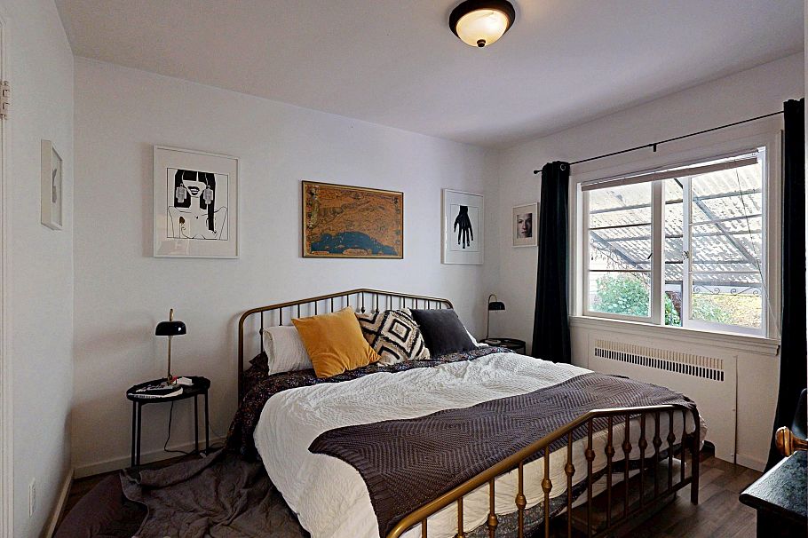 228 E 26th Avenue Vancouver, BC - 13