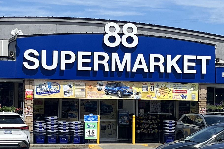 2350 E 49th Avenue Vancouver, BC - 29