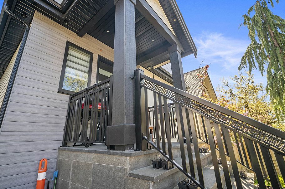 6414 Chester Street Vancouver, BC - 4