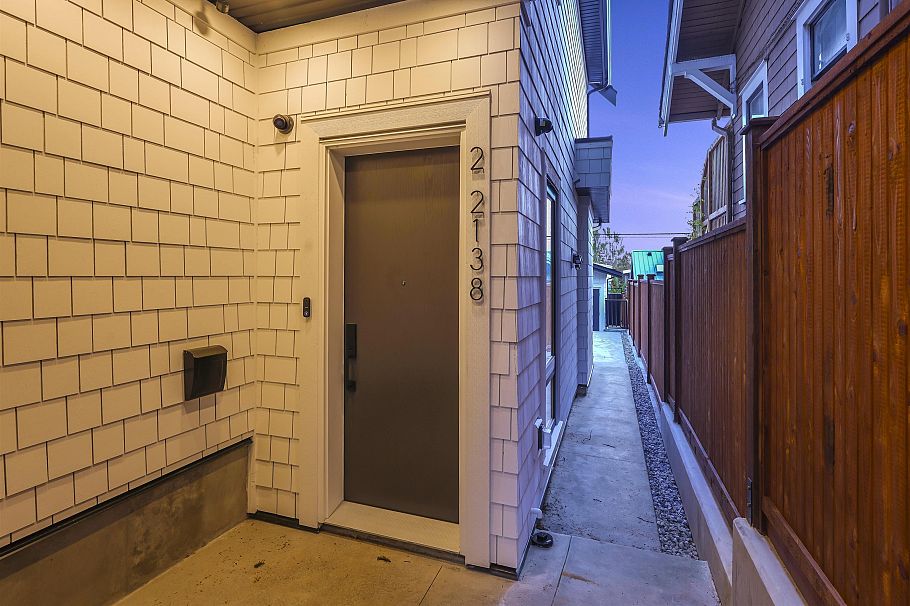 2 2138 W 48th Avenue Vancouver, BC - 19