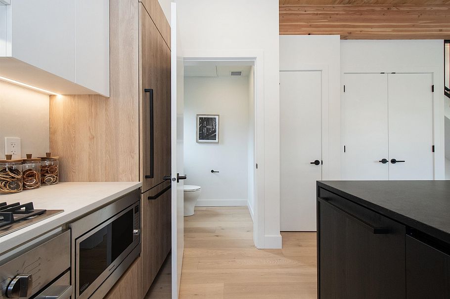 4150 Columbia Street Vancouver, BC - 15