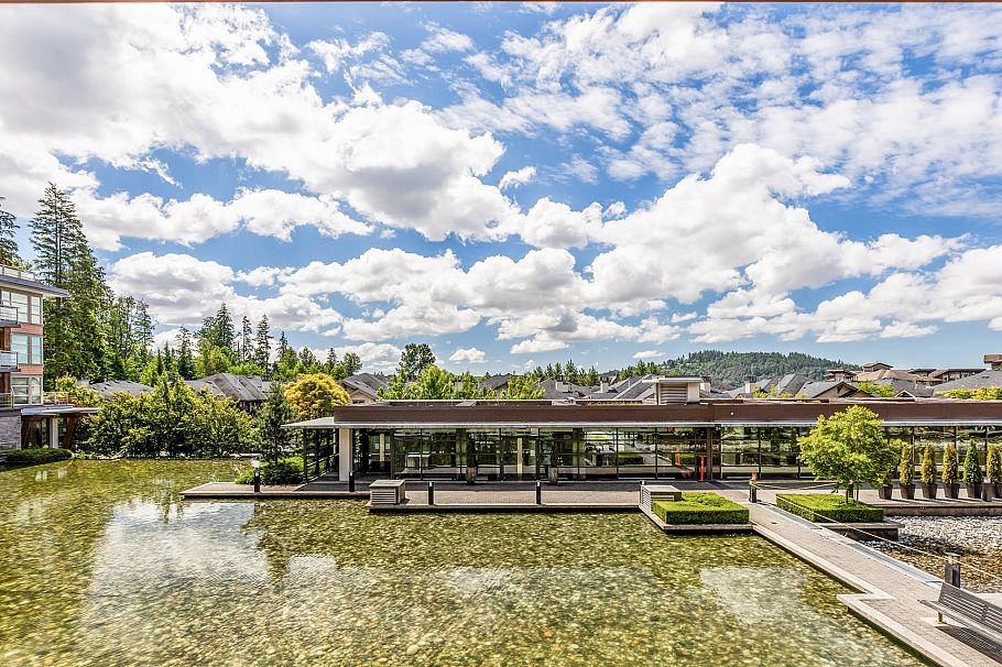 406 3606 Aldercrest Drive North Vancouver, BC - 30