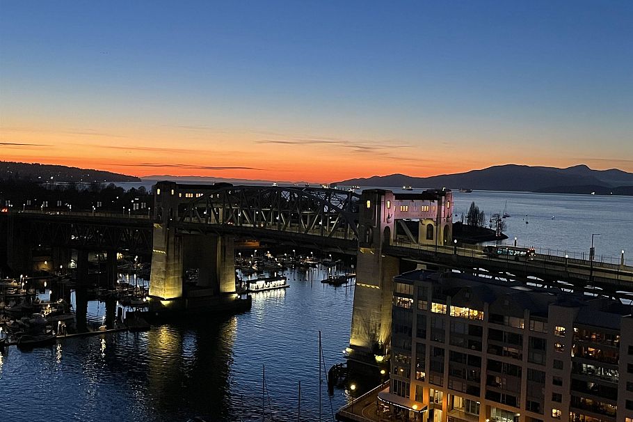 1402 1625 Hornby Street Vancouver, BC - 20