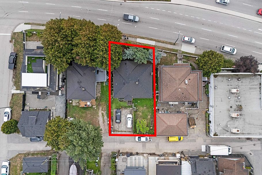 249 SE Marine Drive Vancouver, BC - 5