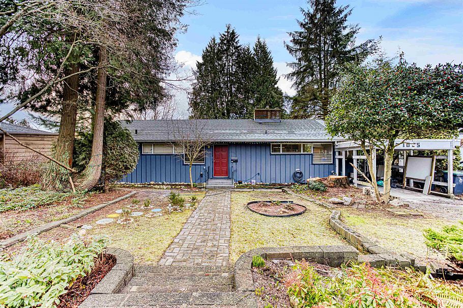 1025 Ridgewood Drive North Vancouver, BC - 18