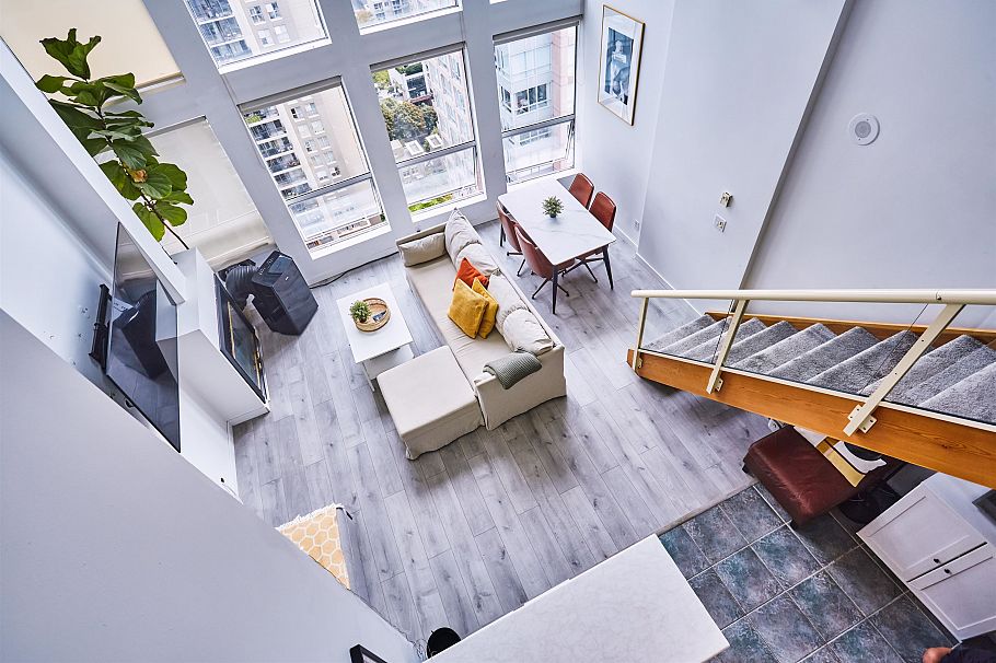 PH10 933 Seymour Street Vancouver, BC - 1