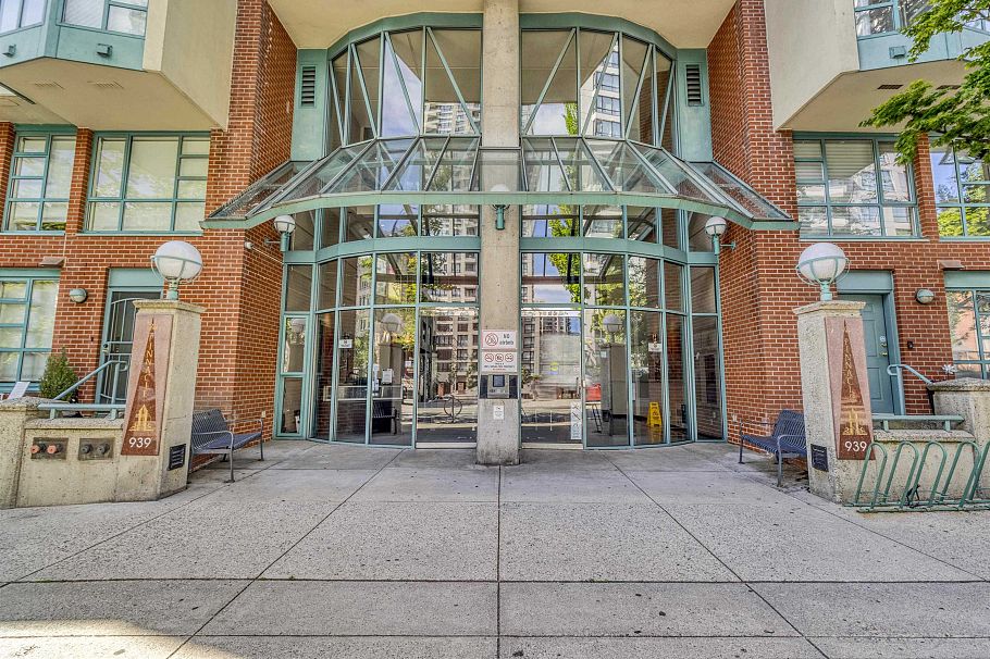 710 939 Homer Street Vancouver, BC - 3