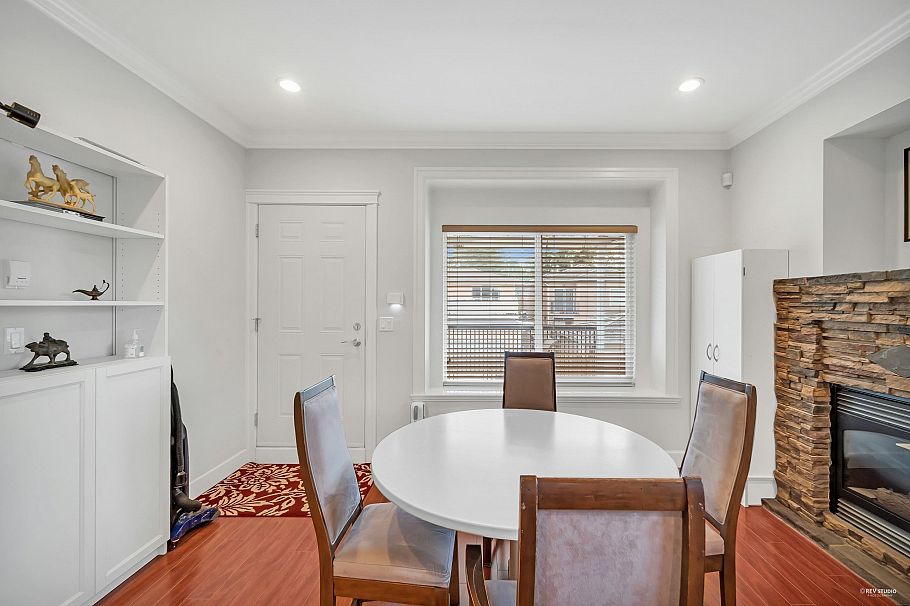 669 W 71st Avenue Vancouver, BC - 9