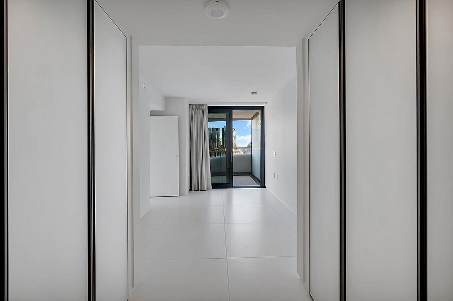 2008 1033 Nelson Street Vancouver, BC - 15