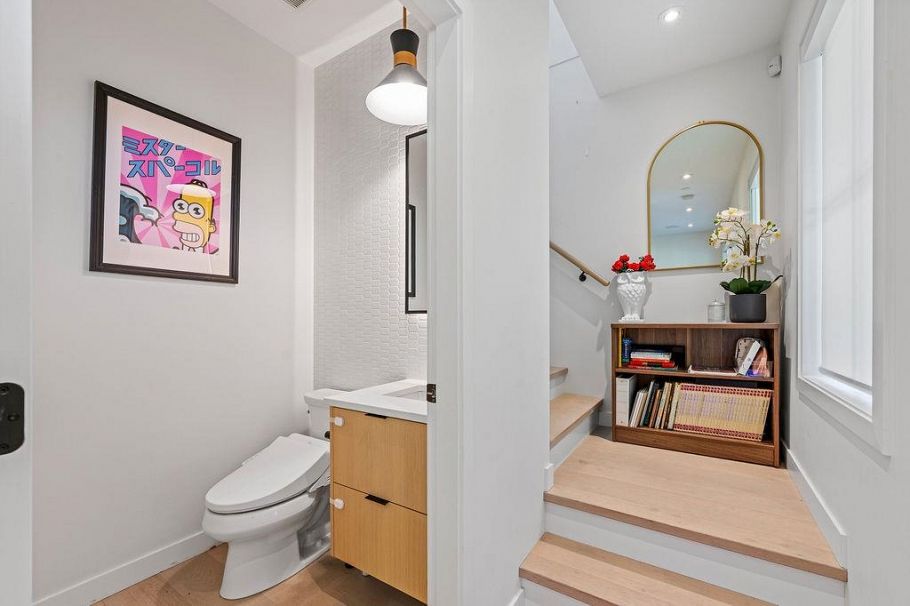 2476 E Pender Street Vancouver, BC - 13