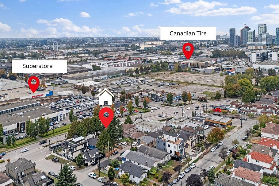 249 SE Marine Drive Vancouver, BC - 2