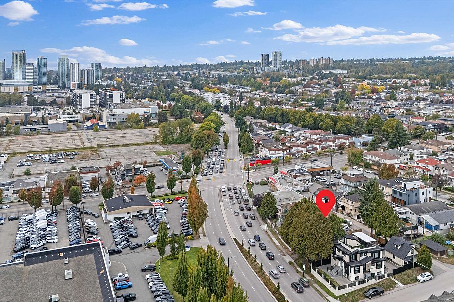 249 SE Marine Drive Vancouver, BC - 6