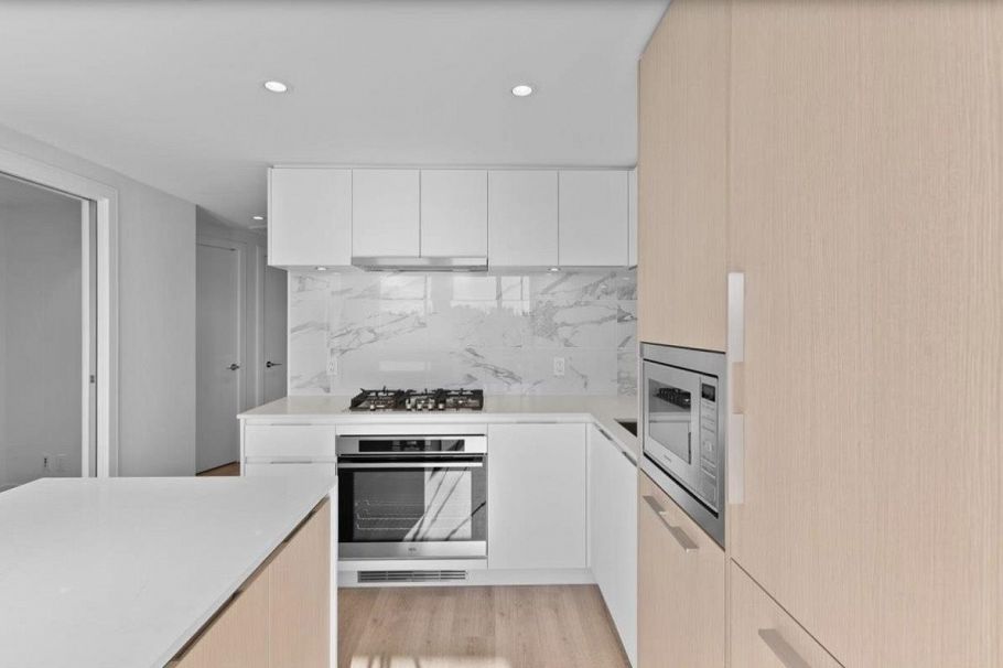 1808 1500 Fern Street North Vancouver, BC - 15