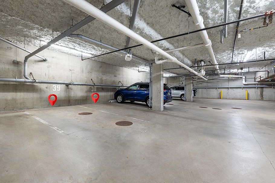 1016 W 45th Avenue Vancouver, BC - 32