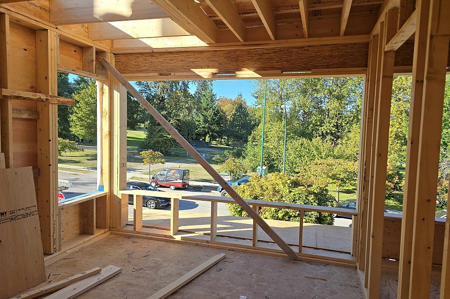 98 W 37th Avenue Vancouver, BC - 17