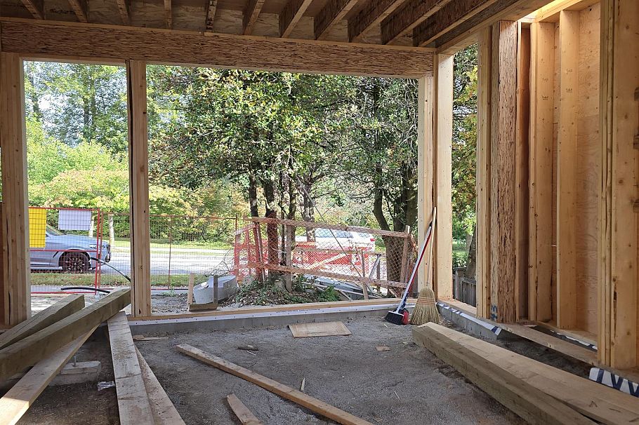 98 W 37th Avenue Vancouver, BC - 22