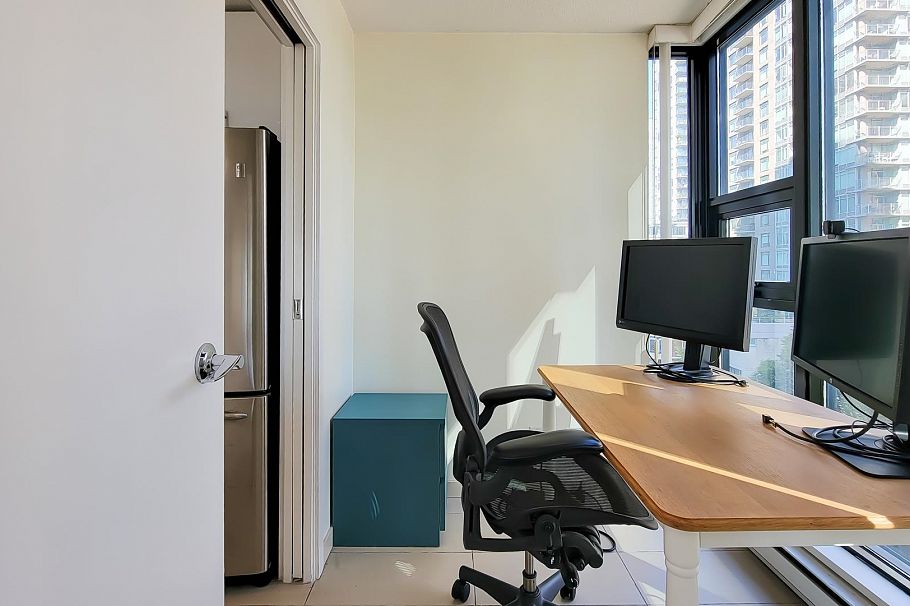 802 909 Mainland Street Vancouver, BC - 18