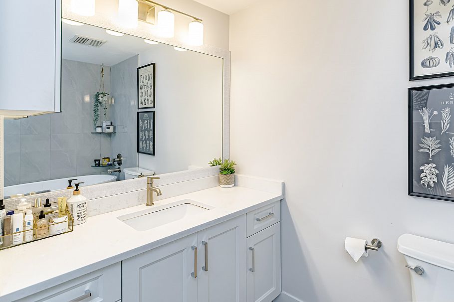 2162 SE Kent Avenue Vancouver, BC - 20