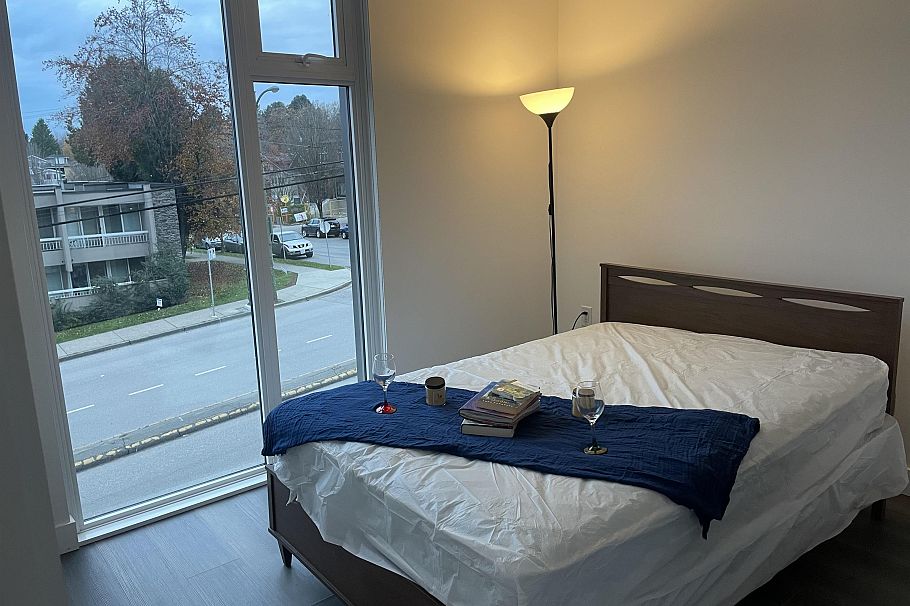 210 8138 Fraser Street Vancouver, BC - 5