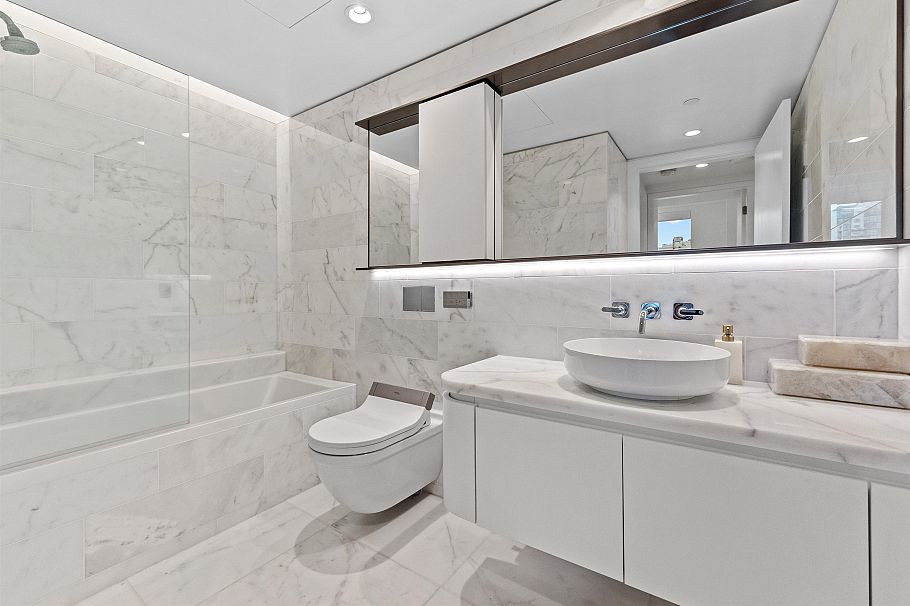 1304 1482 Robson Street Vancouver, BC - 9