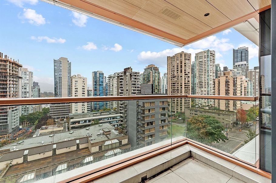 1304 1482 Robson Street Vancouver, BC - 17