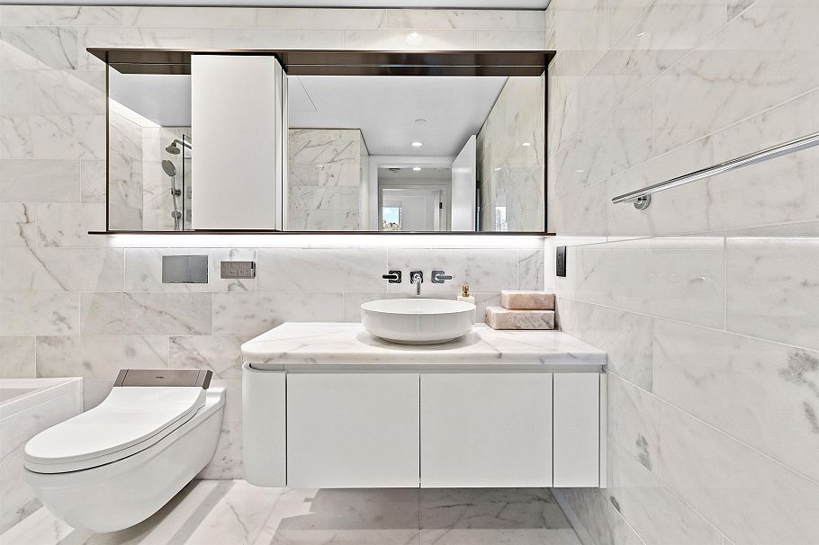 1304 1482 Robson Street Vancouver, BC - 10