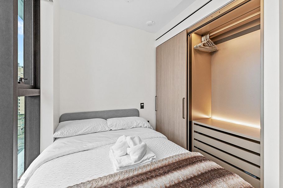 1304 1482 Robson Street Vancouver, BC - 8