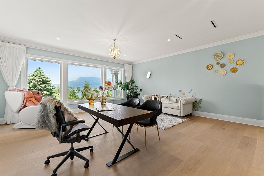 5747 Newton Wynd Vancouver, BC - 15