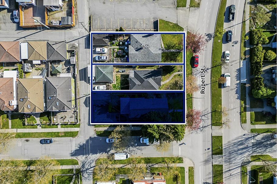 4404 Rupert Street Vancouver, BC - 3