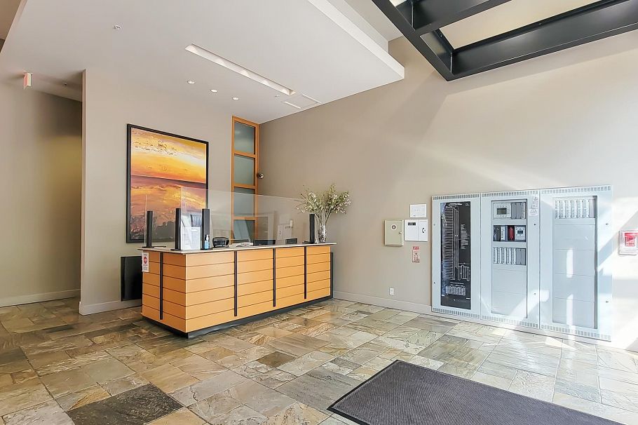 802 909 Mainland Street Vancouver, BC - 3