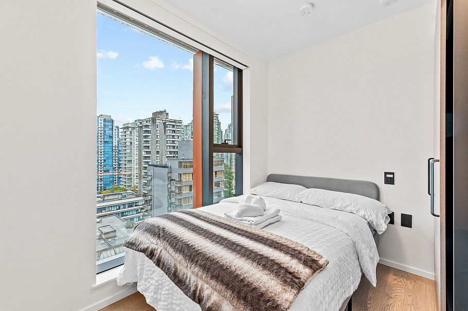 1304 1482 Robson Street Vancouver, BC - 7