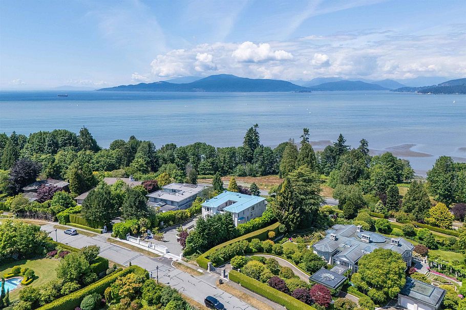 5747 Newton Wynd Vancouver, BC - 31