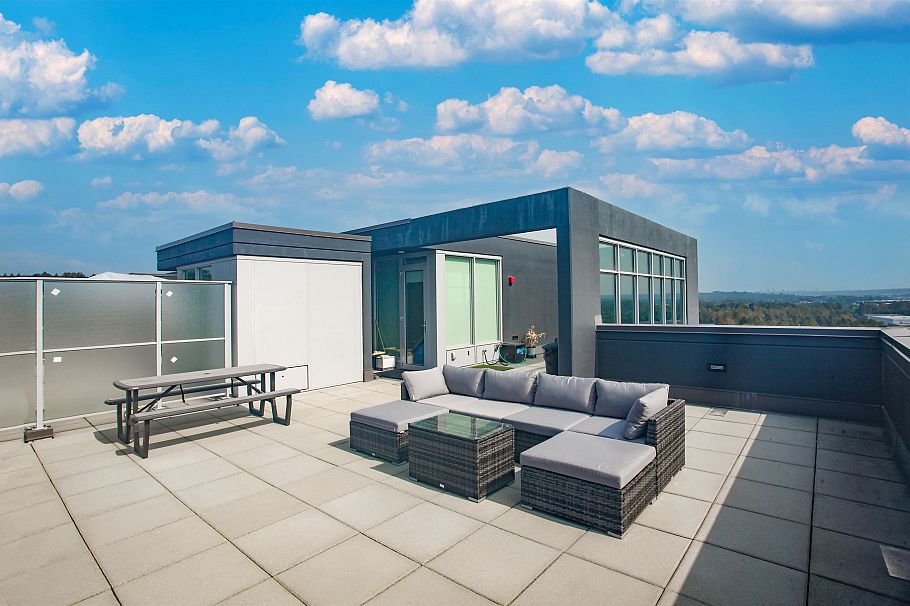 1602 3581 E Kent Avenue North Vancouver, BC - 17