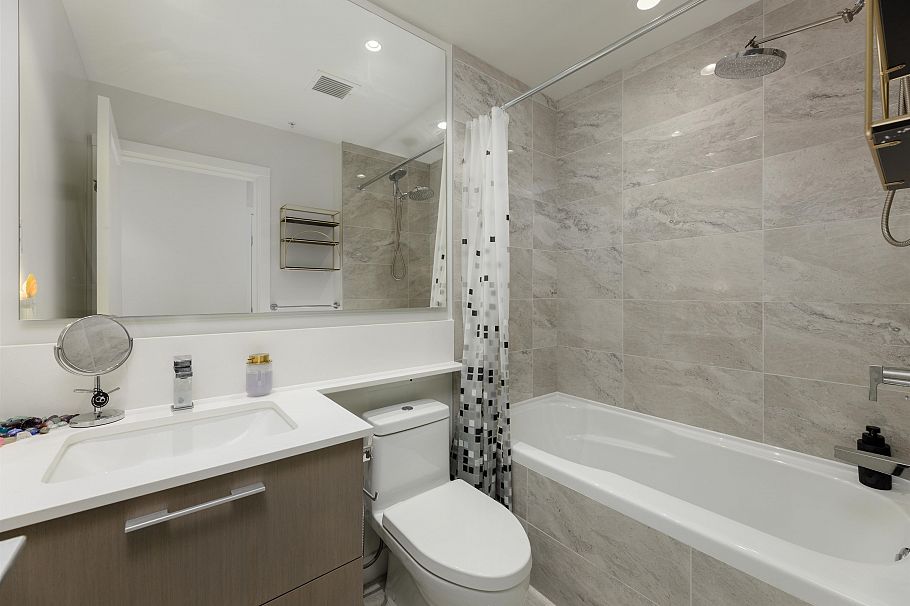 107 5608 Berton Avenue University Endowment Lands, BC - 16