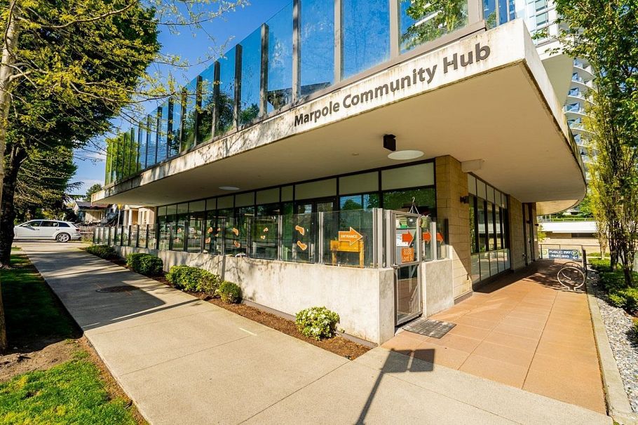 1402 8189 Cambie Street Vancouver, BC - 27