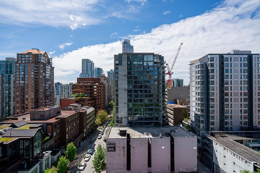 1201 1050 Burrard Street Vancouver, BC - 15