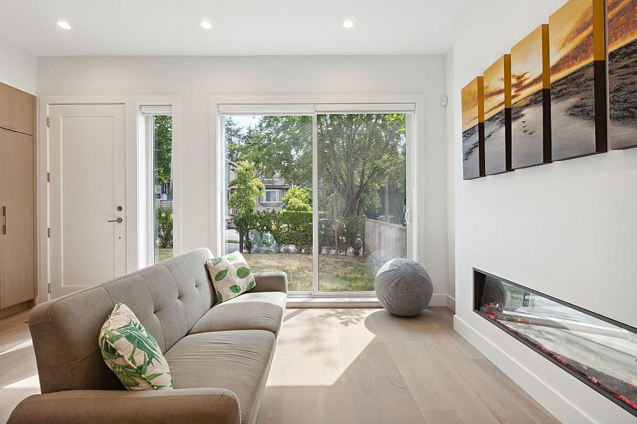 7855 Ontario Street Vancouver, BC - 2