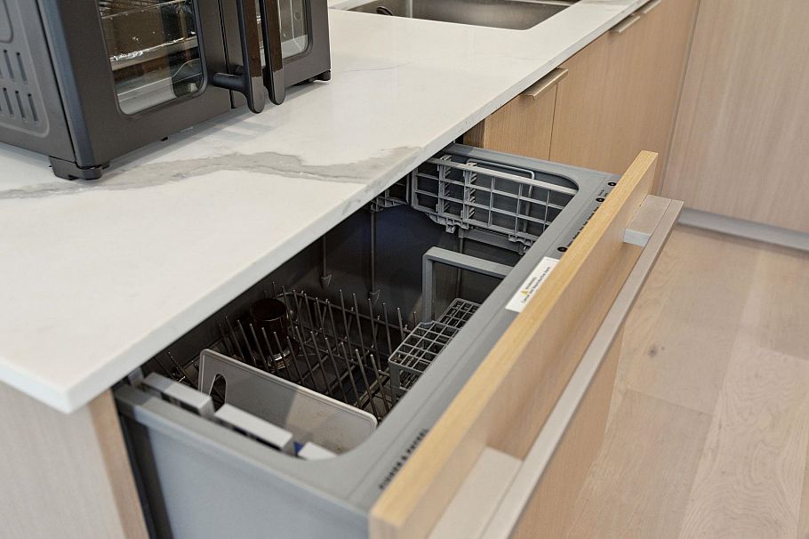 7855 Ontario Street Vancouver, BC - 6