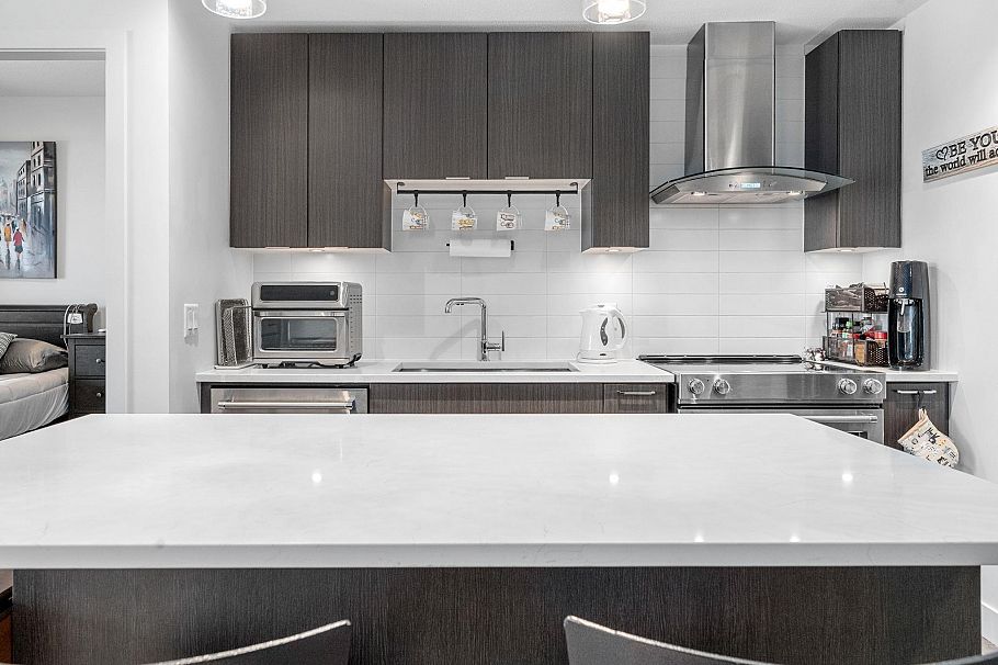 412 719 W 3rd Street North Vancouver, BC - 5