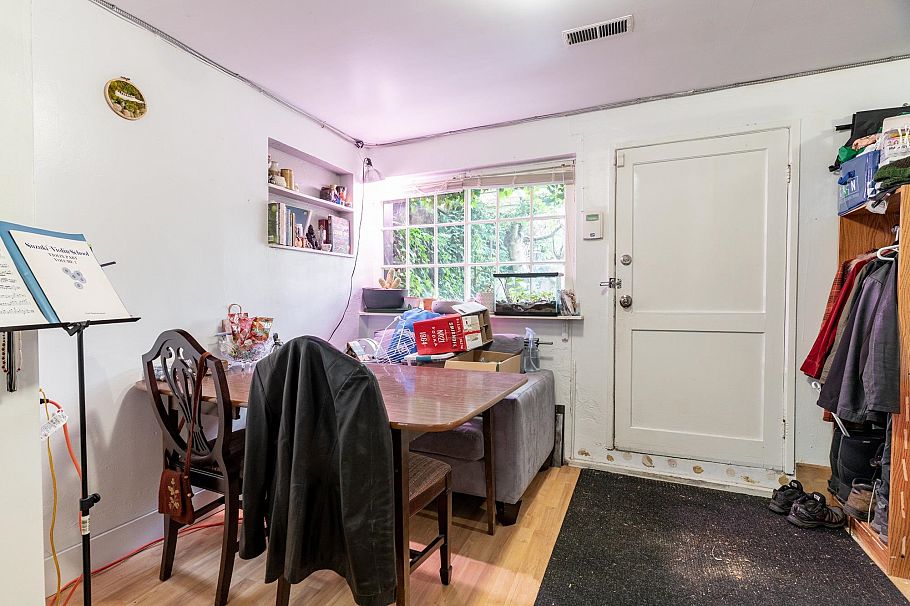 1830 E 1st Avenue Vancouver, BC - 27