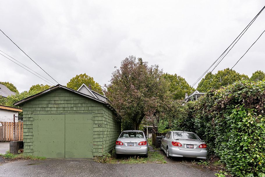 1830 E 1st Avenue Vancouver, BC - 37