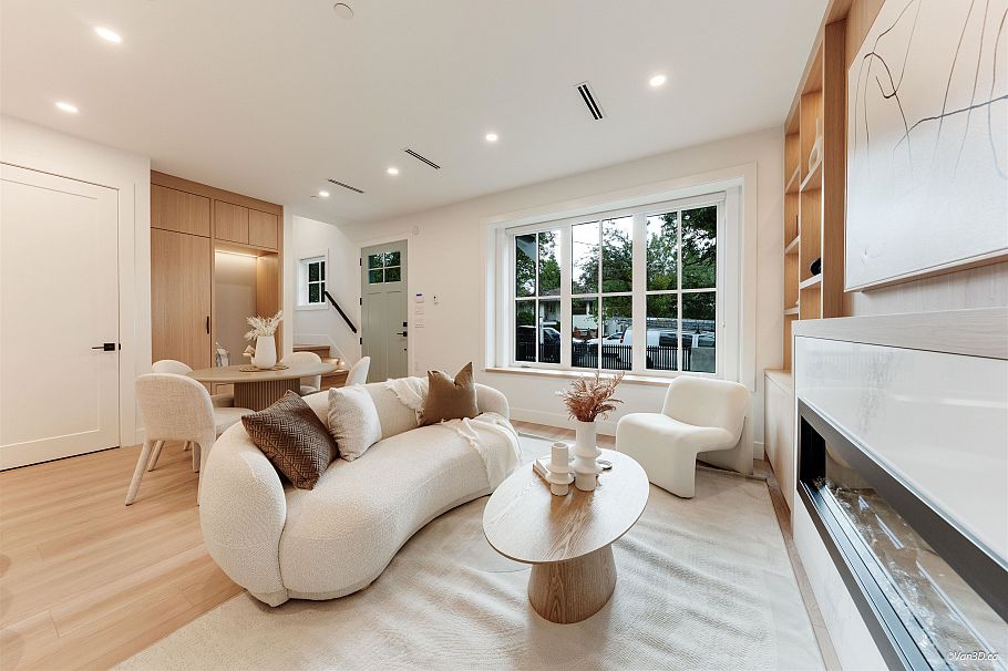 1 3121 E 46th Avenue Vancouver, BC - 14