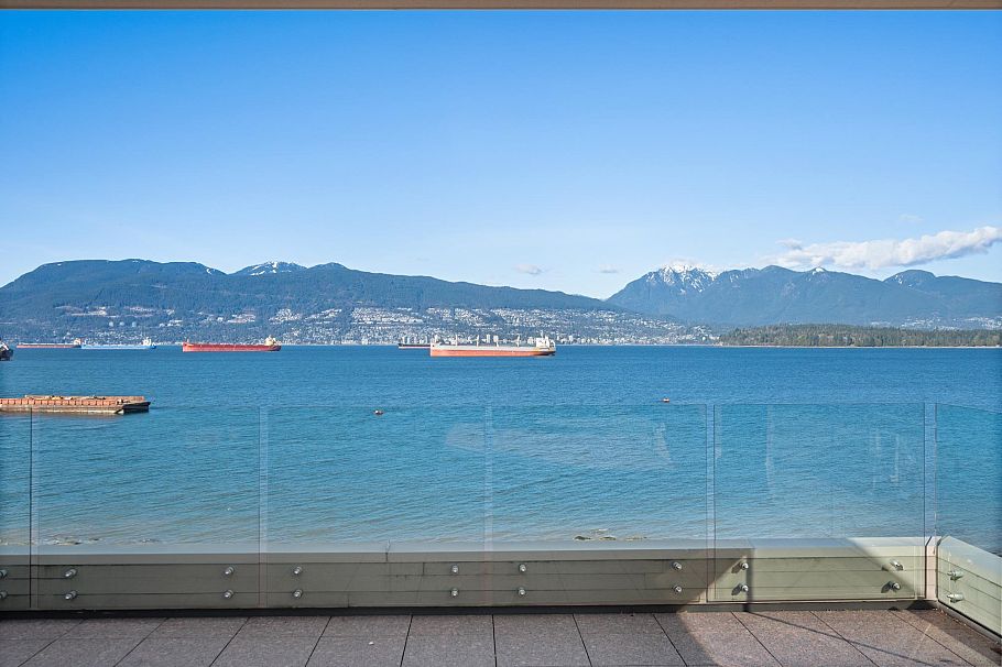 3513 Point Grey Road Vancouver, BC - 37