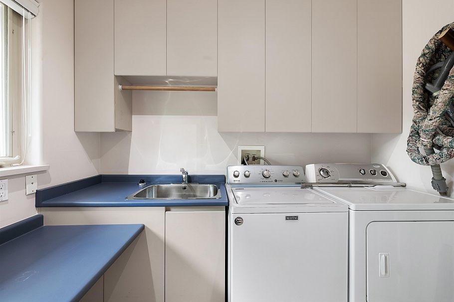 4625 Strathcona Road North Vancouver, BC - 35