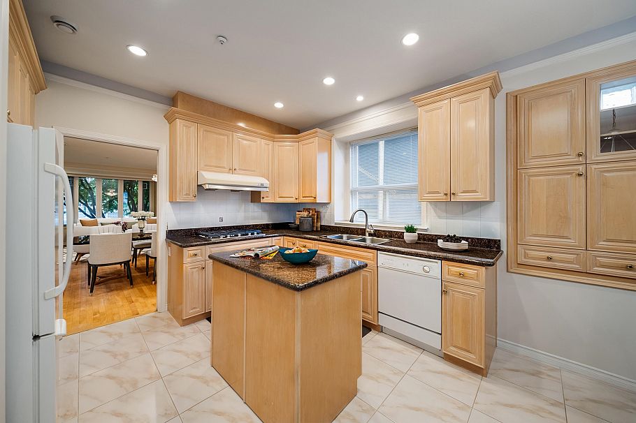 5470 Wales Street Vancouver, BC - 4