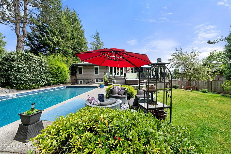 871 Fairway Drive North Vancouver, BC - 27