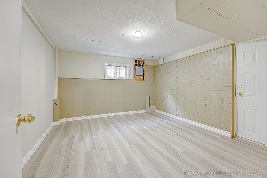 962 Whitchurch Street North Vancouver, BC - 21