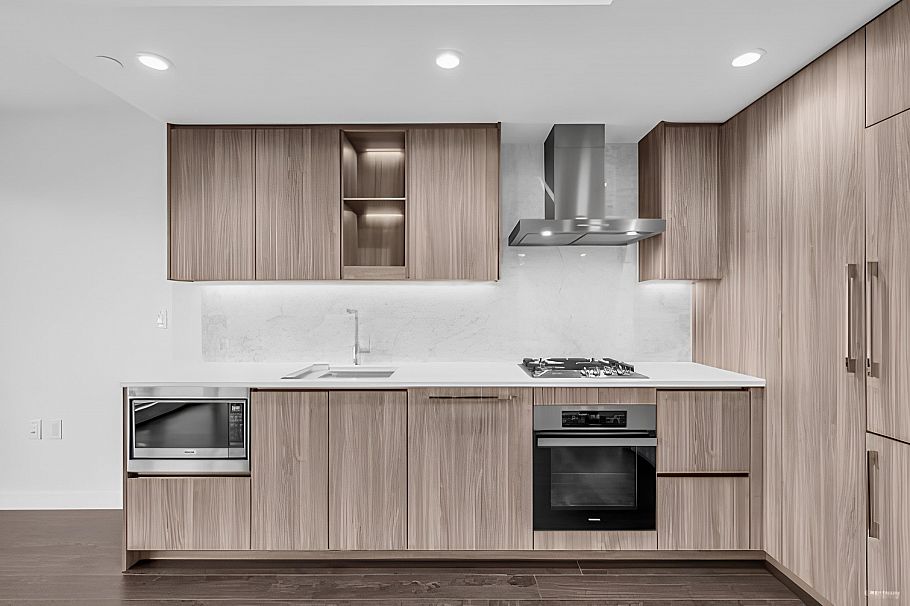 1302 1768 Cook Street Vancouver, BC - 4