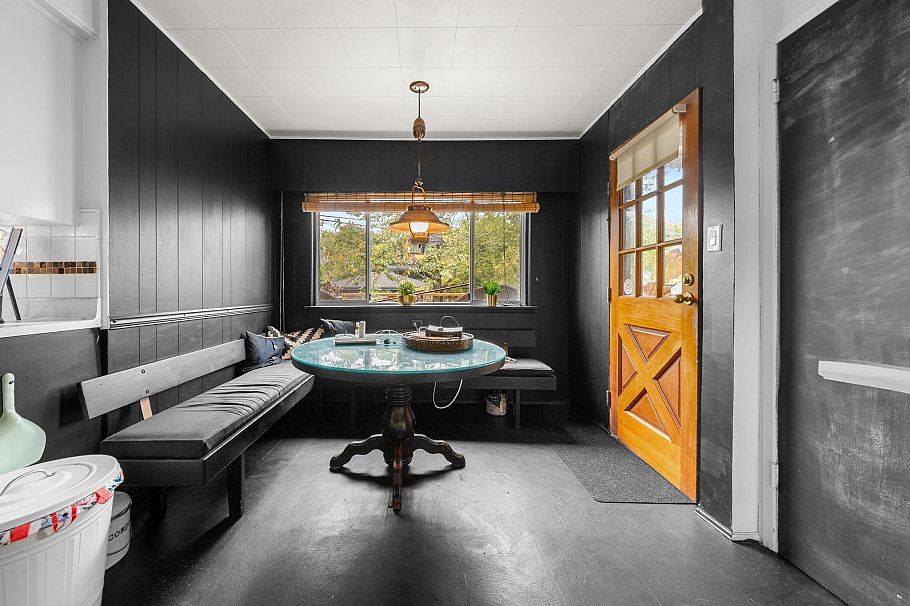 2027 W 44th Avenue Vancouver, BC - 15